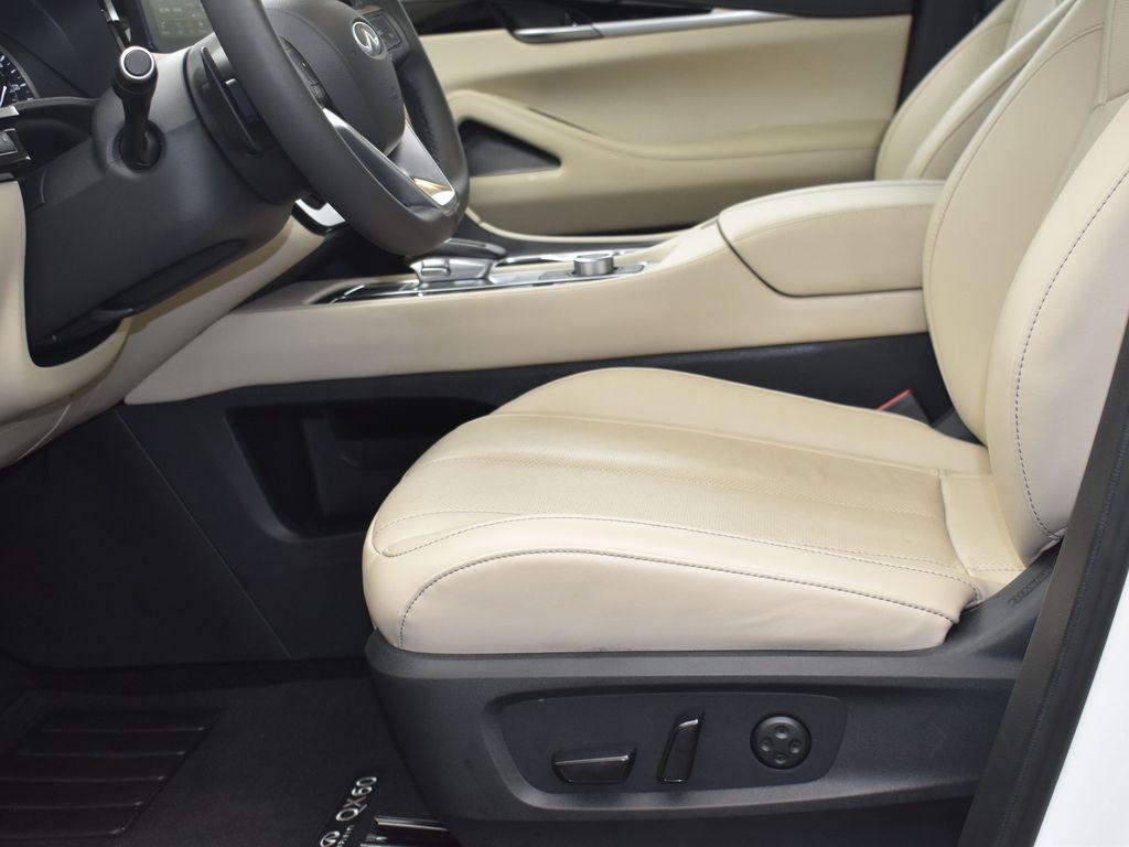 used 2025 INFINITI QX60 car, priced at $42,000