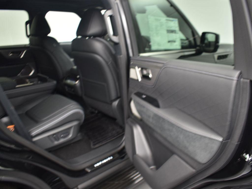 new 2026 INFINITI QX80 car, priced at $110,064