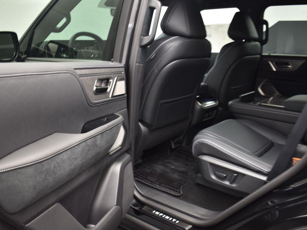 new 2026 INFINITI QX80 car, priced at $110,064