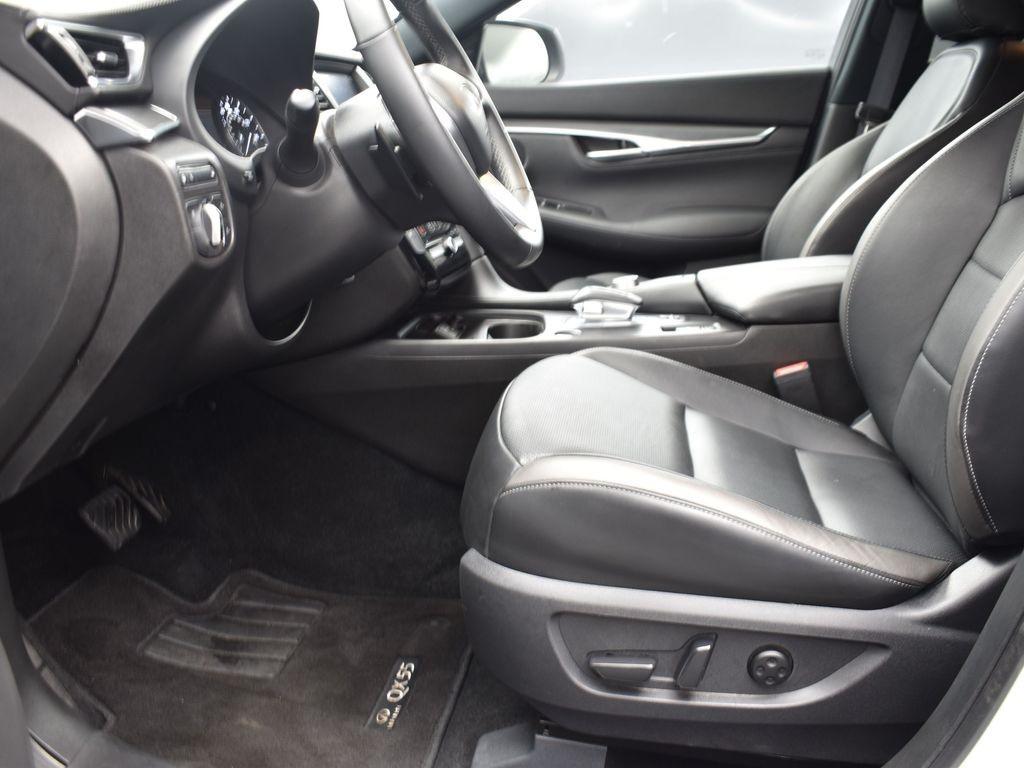 used 2025 INFINITI QX55 car, priced at $39,000