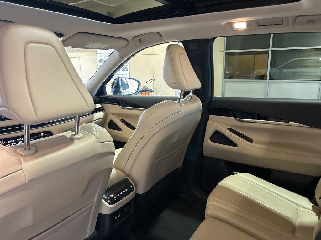 used 2024 INFINITI QX60 car, priced at $35,800