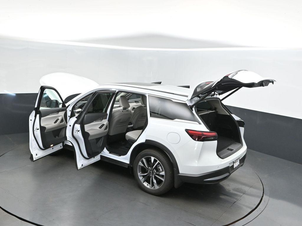 used 2026 INFINITI QX60 car, priced at $43,000