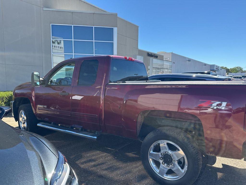 used 2013 Chevrolet Silverado 2500 car, priced at $25,000