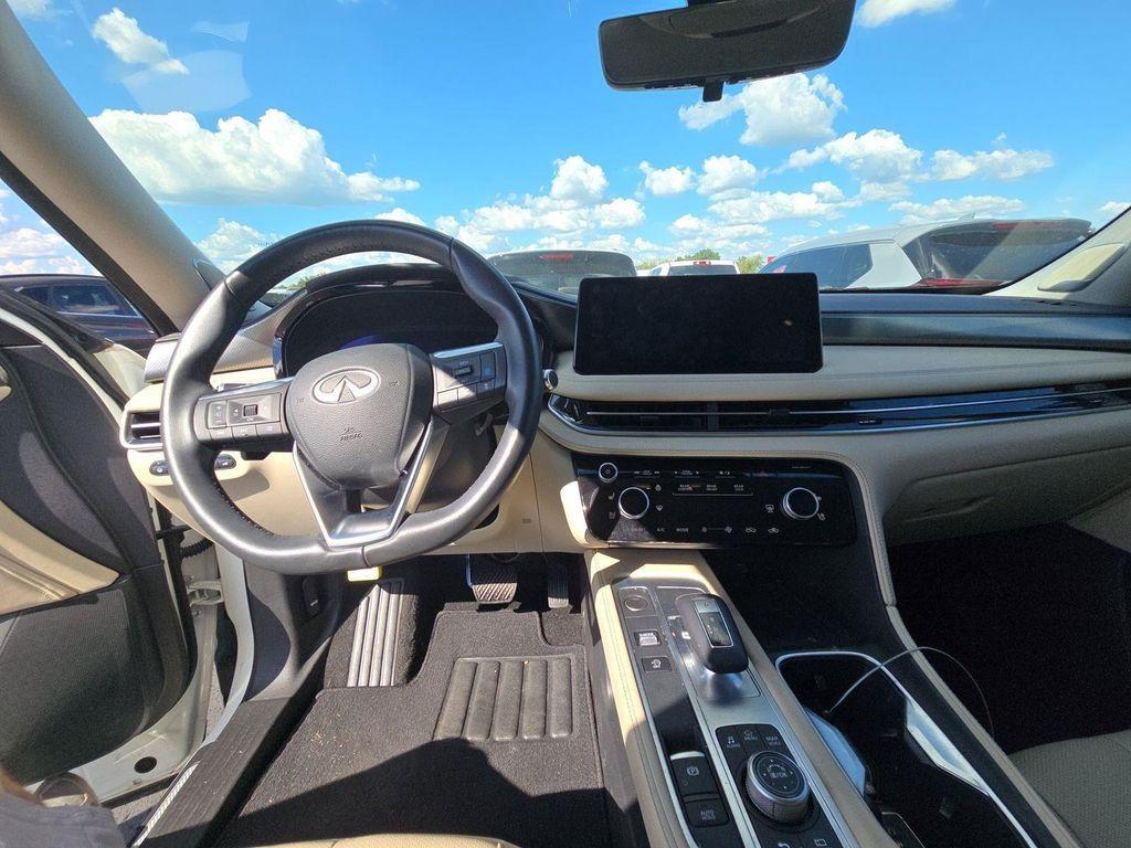used 2025 INFINITI QX60 car, priced at $45,000