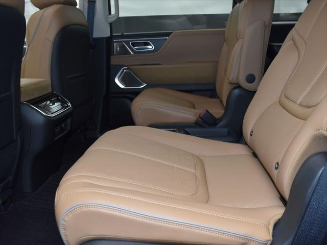 new 2025 INFINITI QX80 car, priced at $103,900