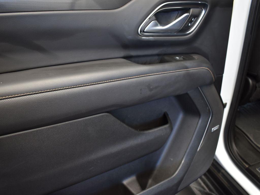 used 2022 GMC Yukon XL car, priced at $38,000