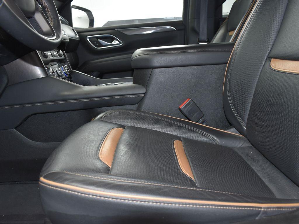 used 2022 GMC Yukon XL car, priced at $38,000