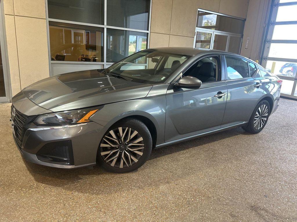 used 2023 Nissan Altima car, priced at $20,000