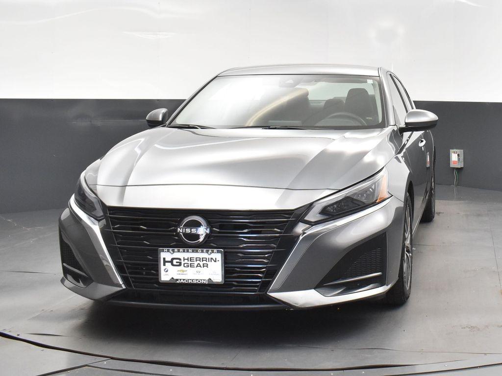 used 2023 Nissan Altima car, priced at $19,700