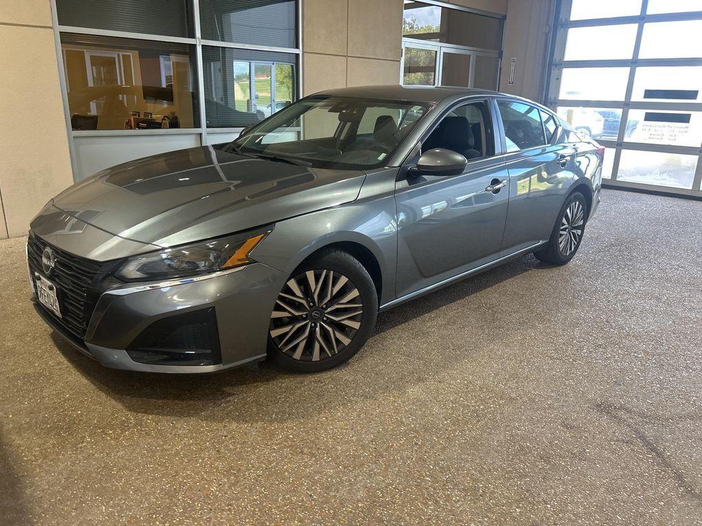 used 2023 Nissan Altima car, priced at $20,000