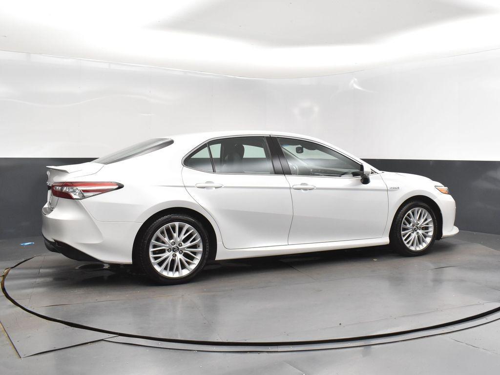 used 2018 Toyota Camry Hybrid car, priced at $19,000