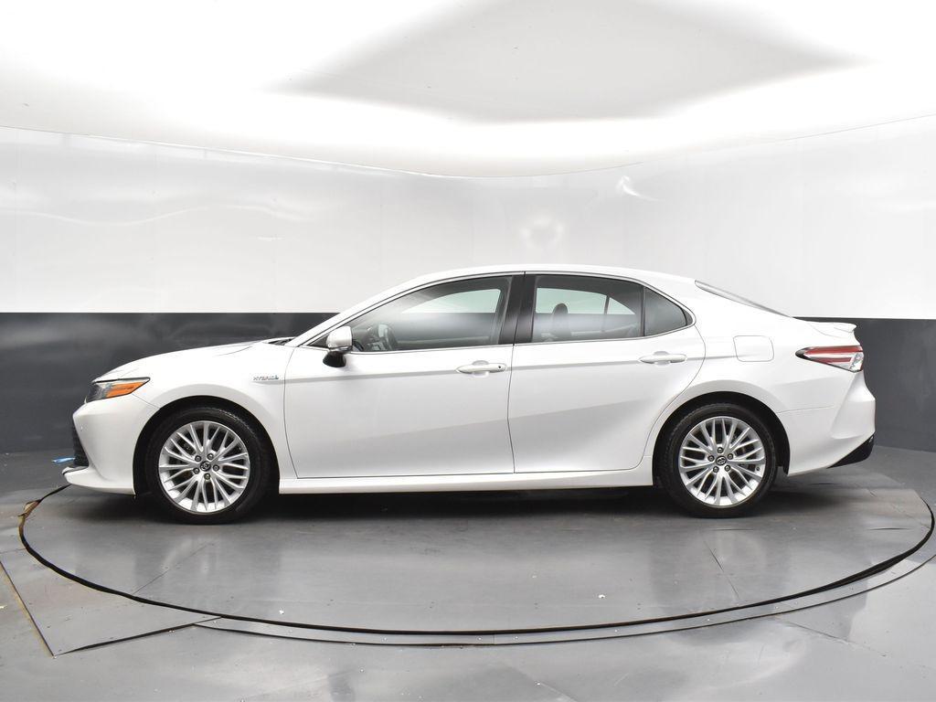 used 2018 Toyota Camry Hybrid car, priced at $19,000