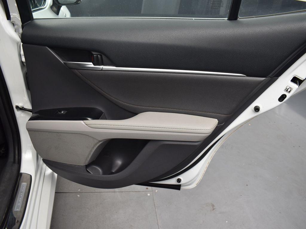 used 2018 Toyota Camry Hybrid car, priced at $19,000