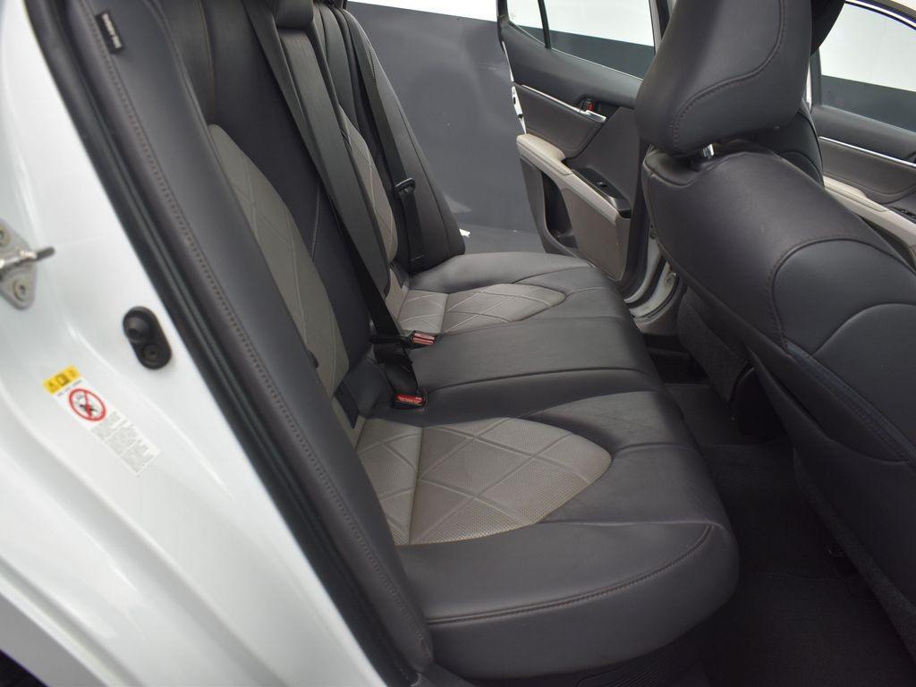 used 2018 Toyota Camry Hybrid car, priced at $19,000