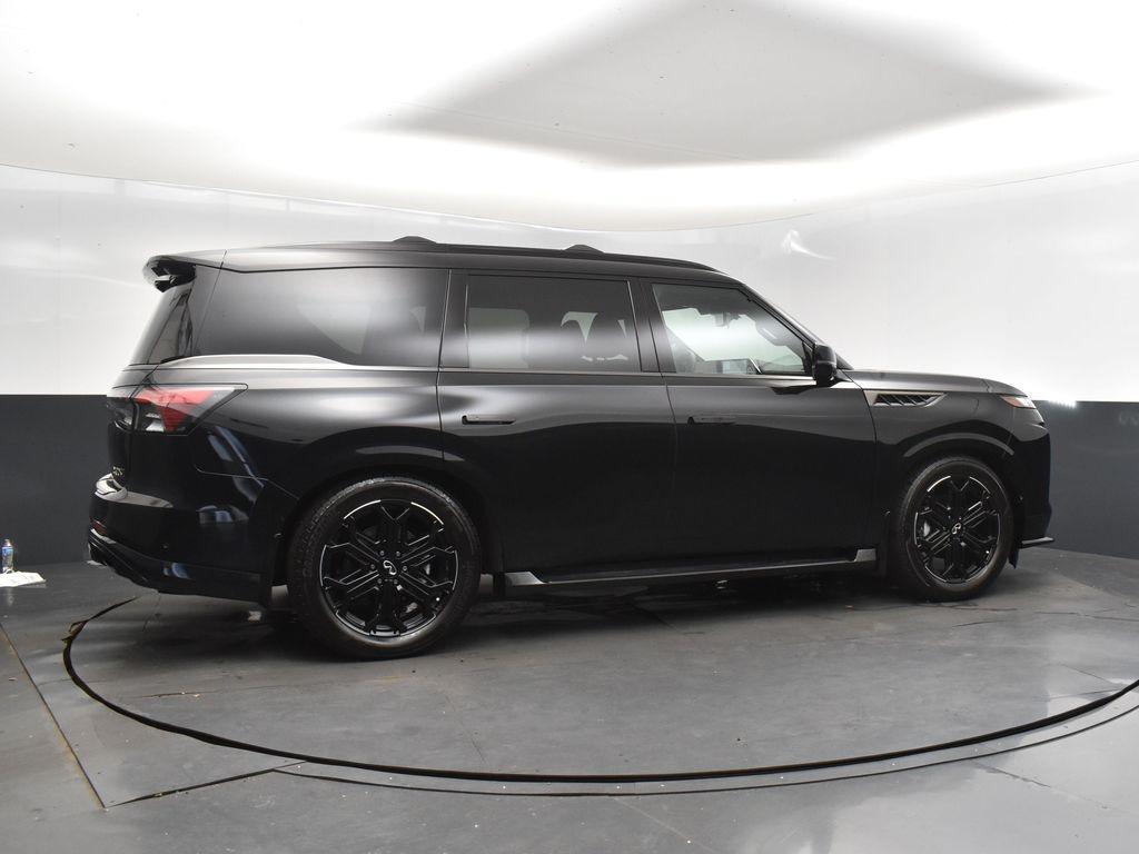 new 2026 INFINITI QX80 car, priced at $102,054