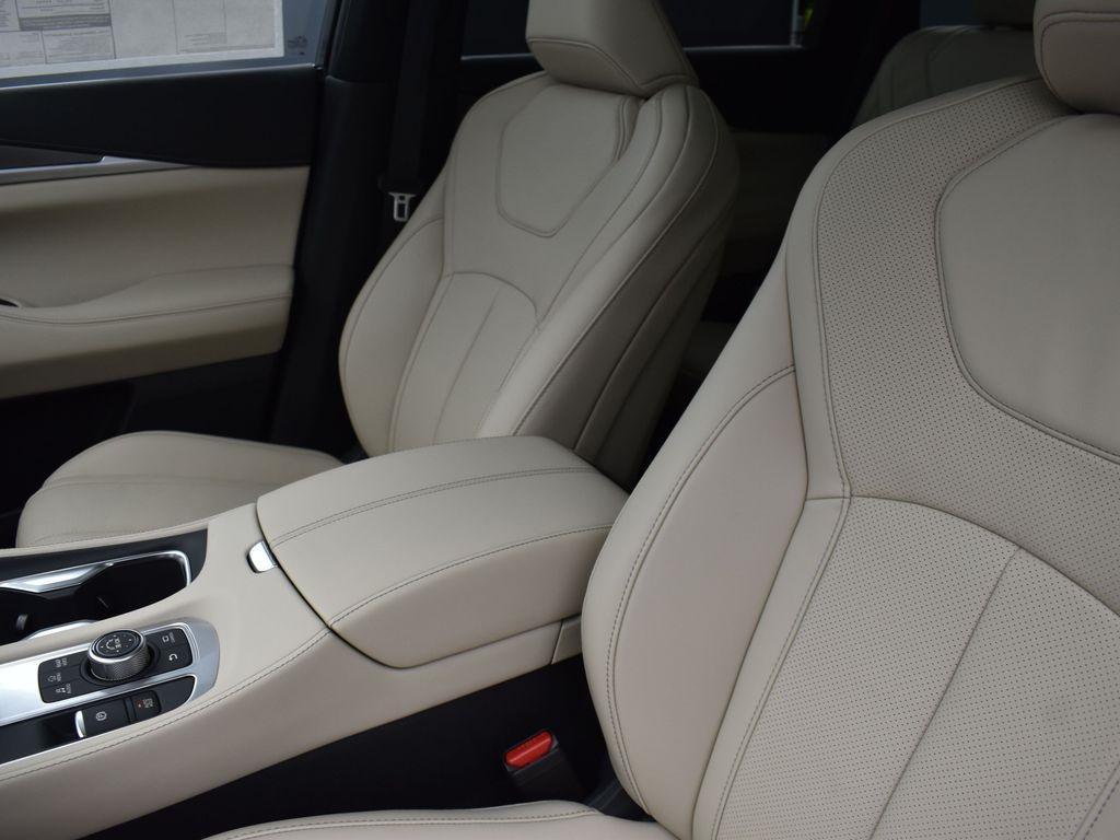 used 2025 INFINITI QX60 car, priced at $44,000