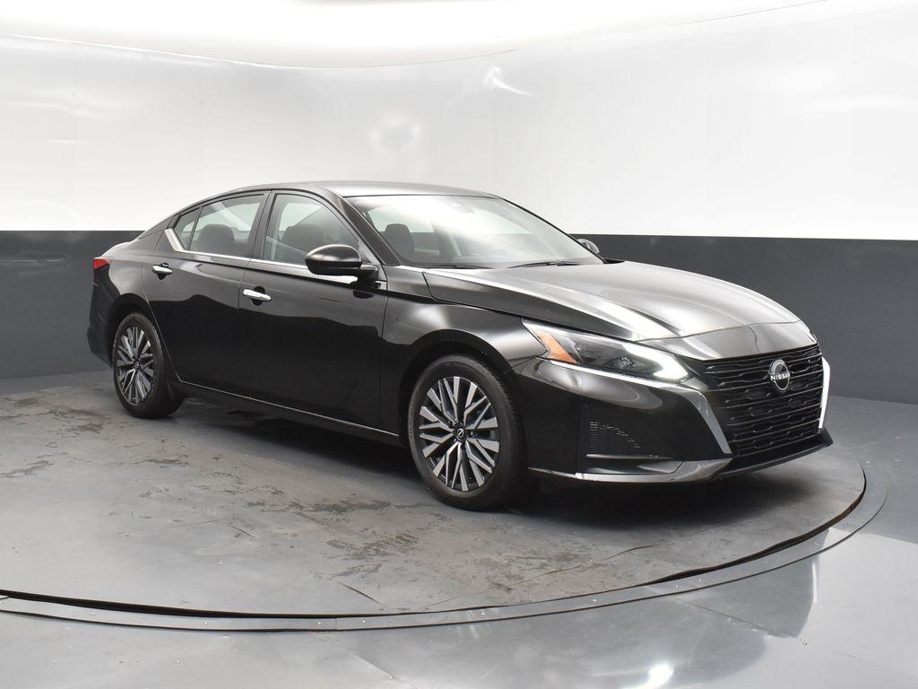 used 2023 Nissan Altima car, priced at $19,000