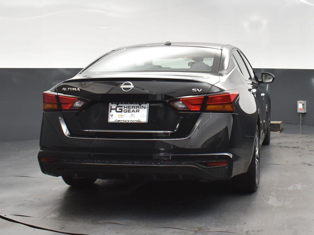 used 2023 Nissan Altima car, priced at $19,000