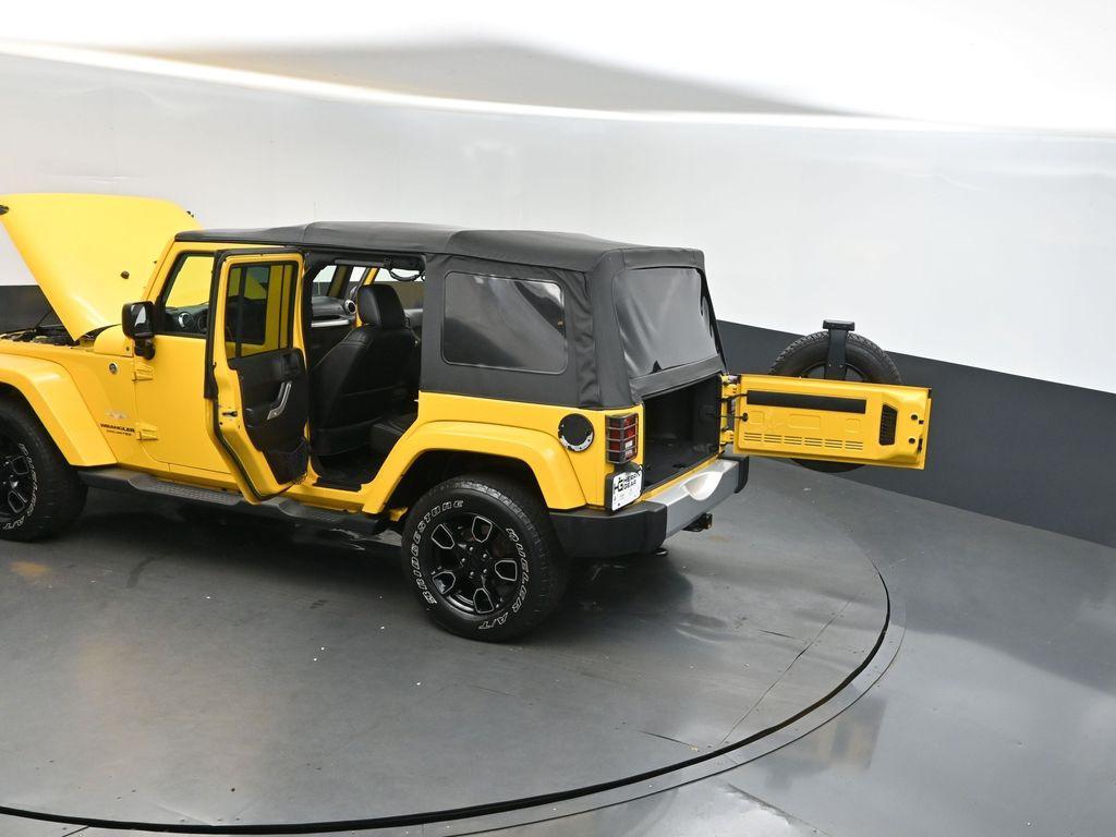 used 2015 Jeep Wrangler Unlimited car, priced at $16,600