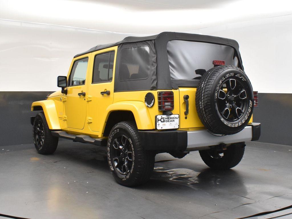 used 2015 Jeep Wrangler Unlimited car, priced at $16,600