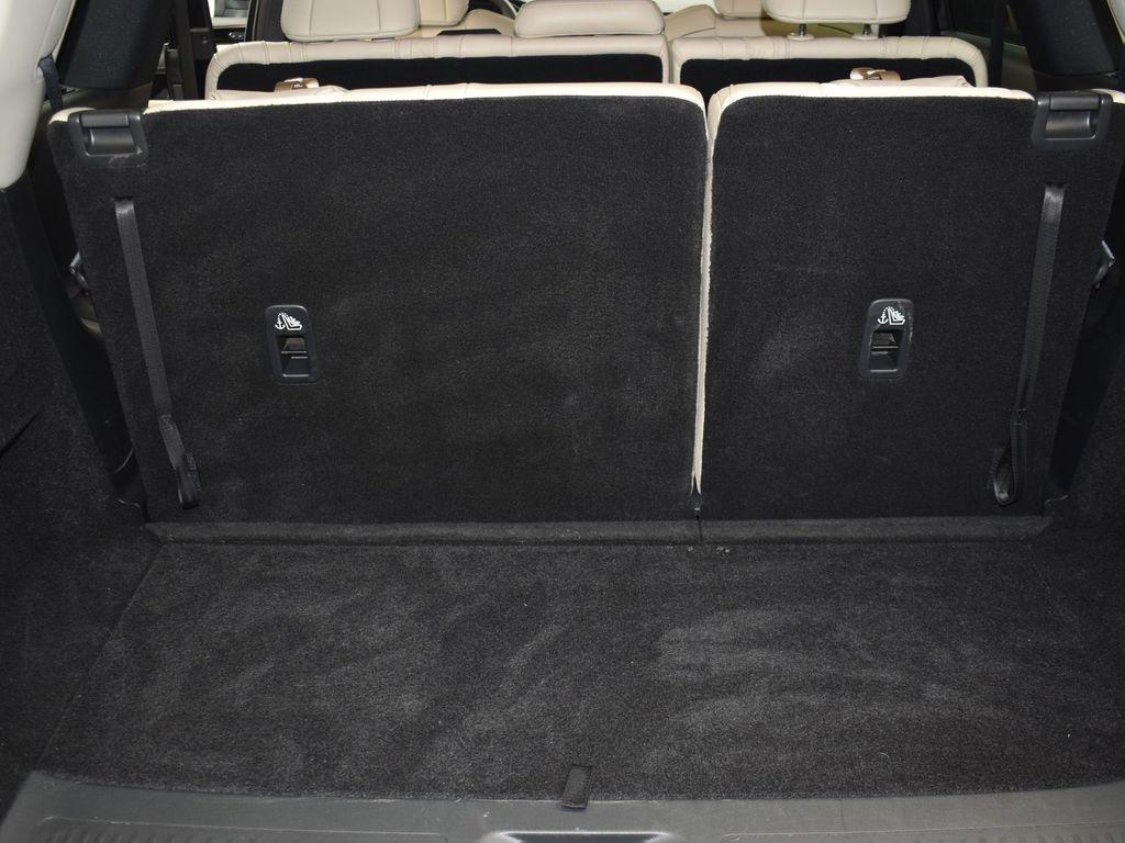 used 2025 INFINITI QX60 car, priced at $40,000