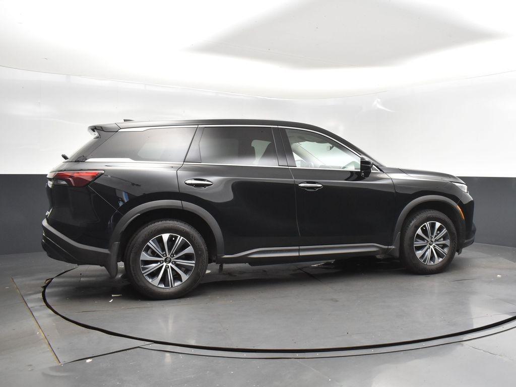 used 2025 INFINITI QX60 car, priced at $40,000