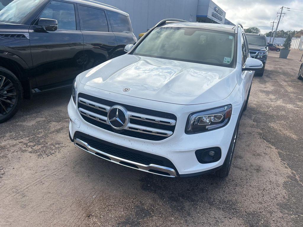 used 2020 Mercedes-Benz GLB 250 car, priced at $16,000