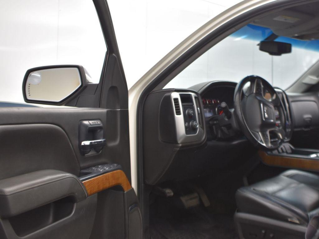 used 2014 GMC Sierra 1500 car, priced at $17,000