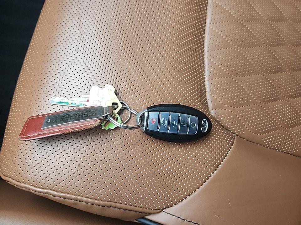 used 2022 INFINITI QX80 car, priced at $46,000