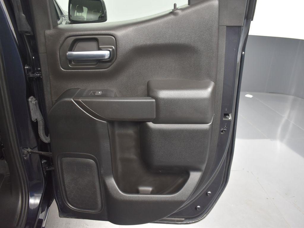 used 2022 Chevrolet Silverado 1500 car, priced at $31,500
