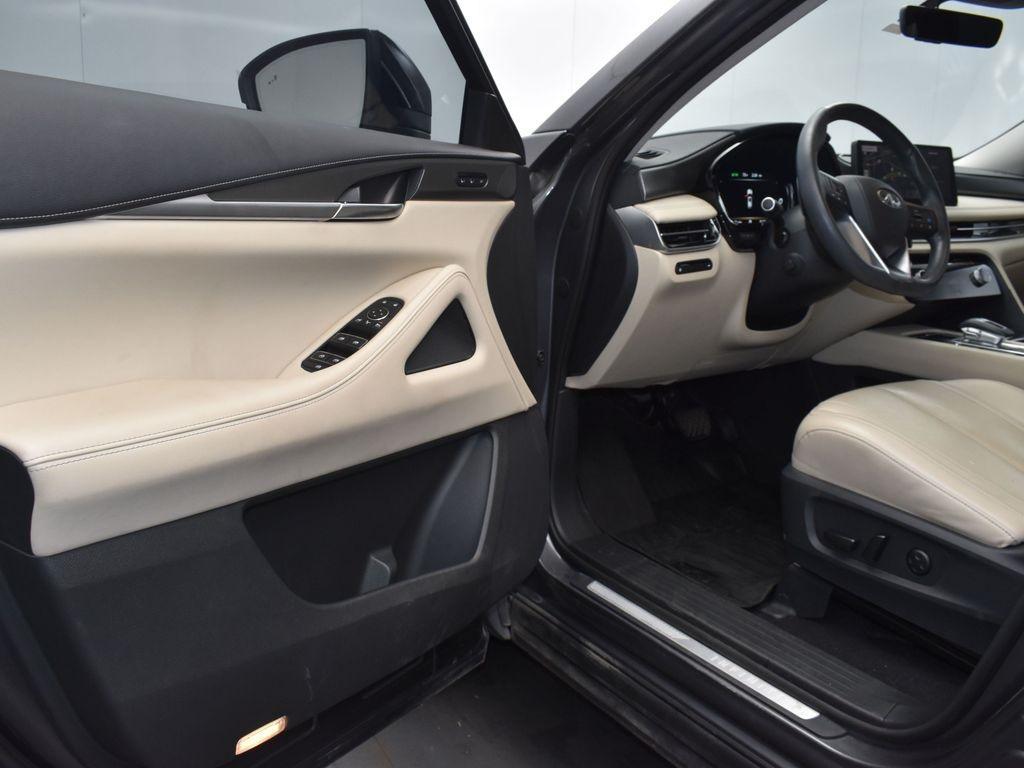 used 2023 INFINITI QX60 car, priced at $38,000