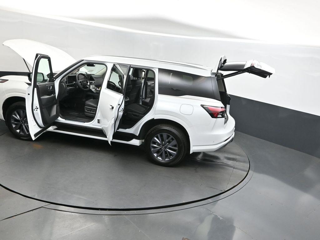 new 2026 INFINITI QX80 car, priced at $84,244