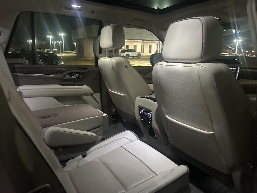 used 2022 GMC Yukon car, priced at $38,800