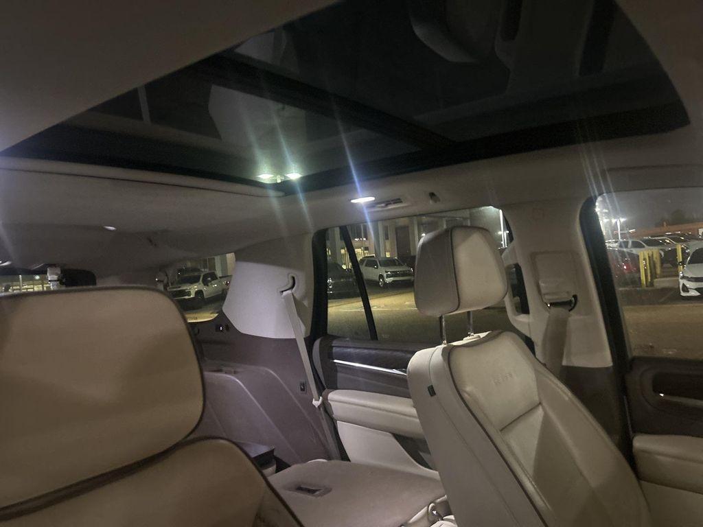 used 2022 GMC Yukon car, priced at $38,800