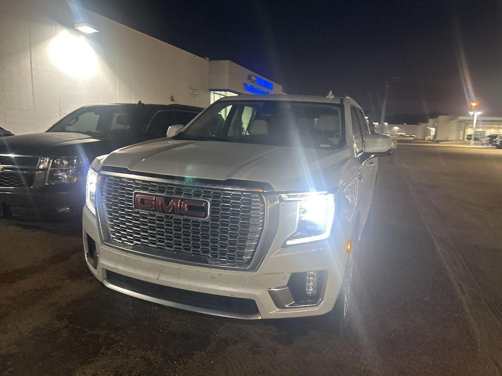 used 2022 GMC Yukon car, priced at $38,800