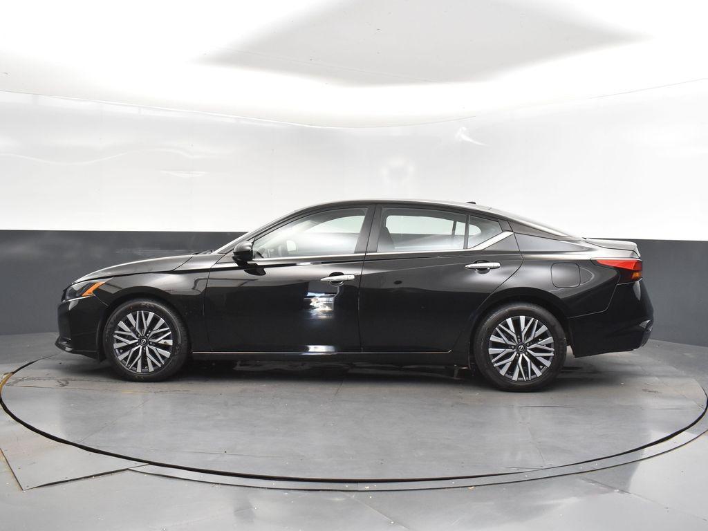 used 2023 Nissan Altima car, priced at $18,000
