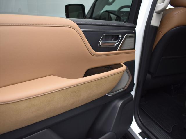 new 2025 INFINITI QX80 car, priced at $110,710