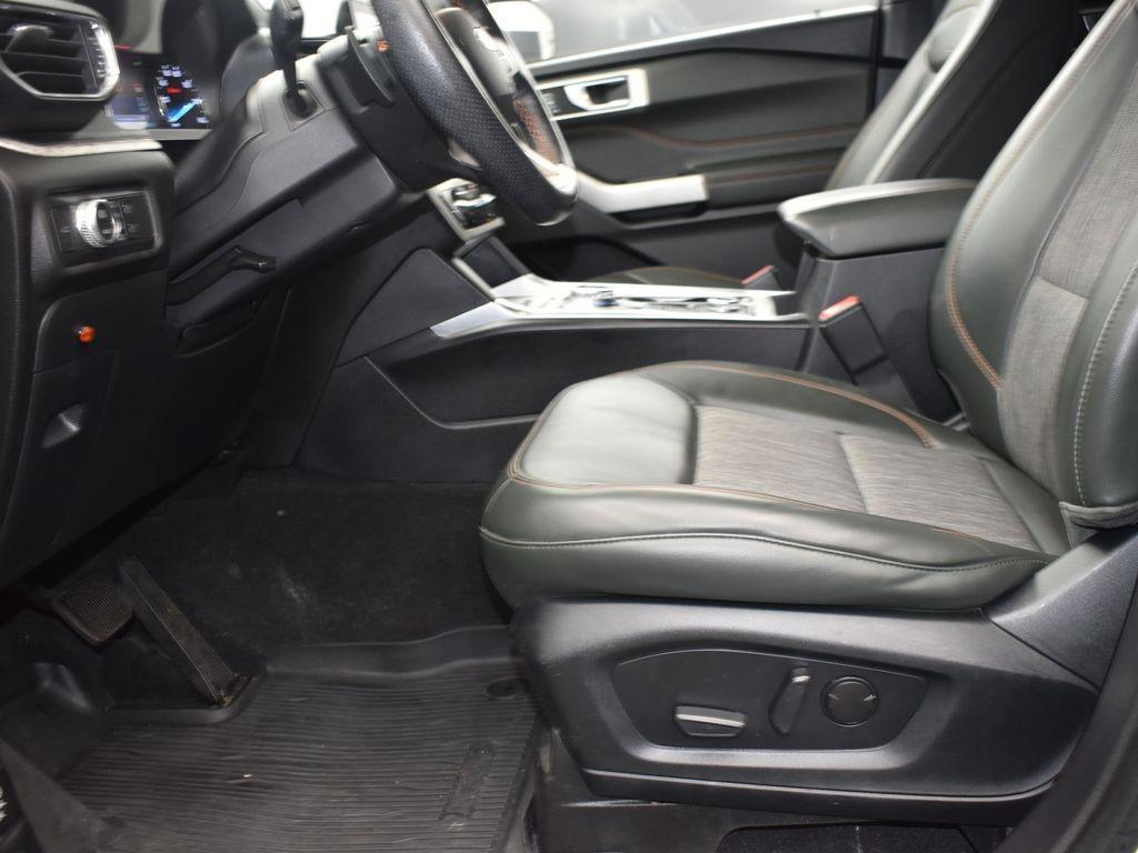 used 2022 Ford Explorer car, priced at $32,000