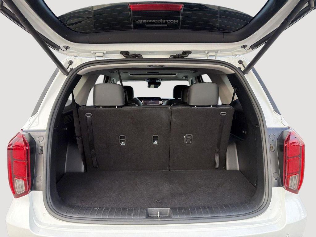 used 2023 Hyundai Palisade car, priced at $36,000