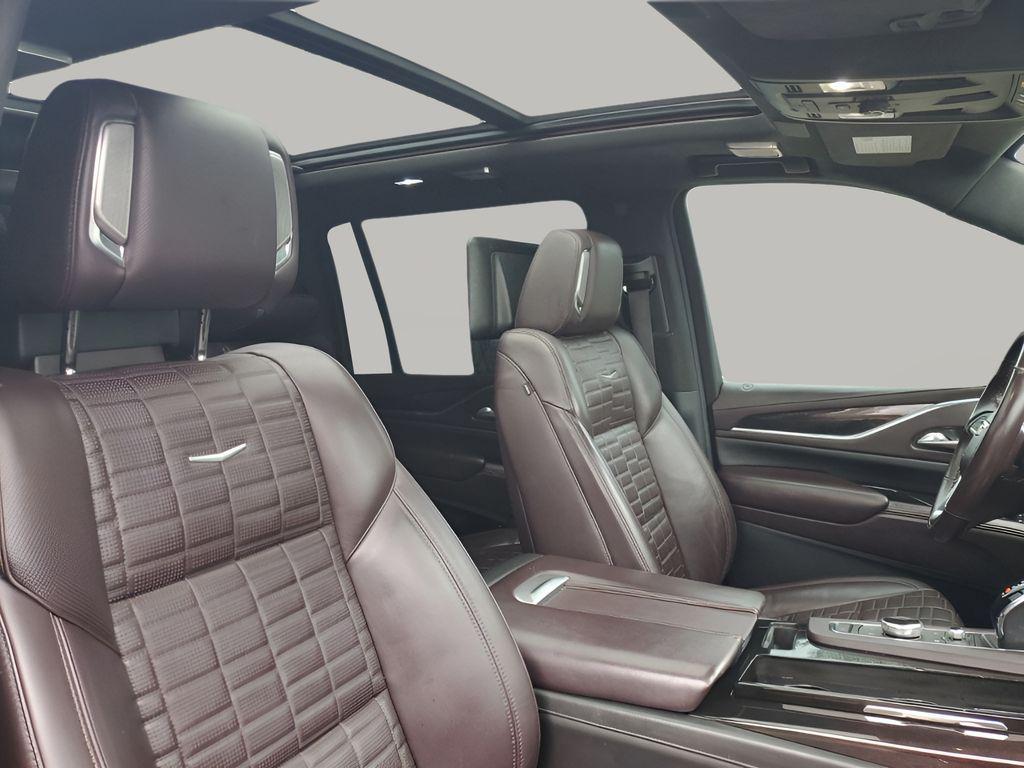 used 2021 Cadillac Escalade ESV car, priced at $54,999