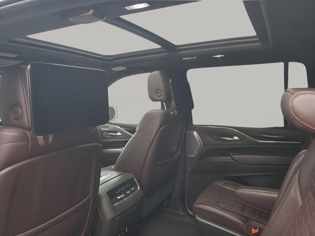 used 2021 Cadillac Escalade ESV car, priced at $54,999