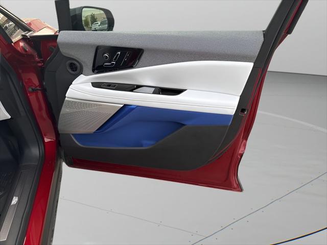 new 2025 Cadillac OPTIQ car, priced at $52,190