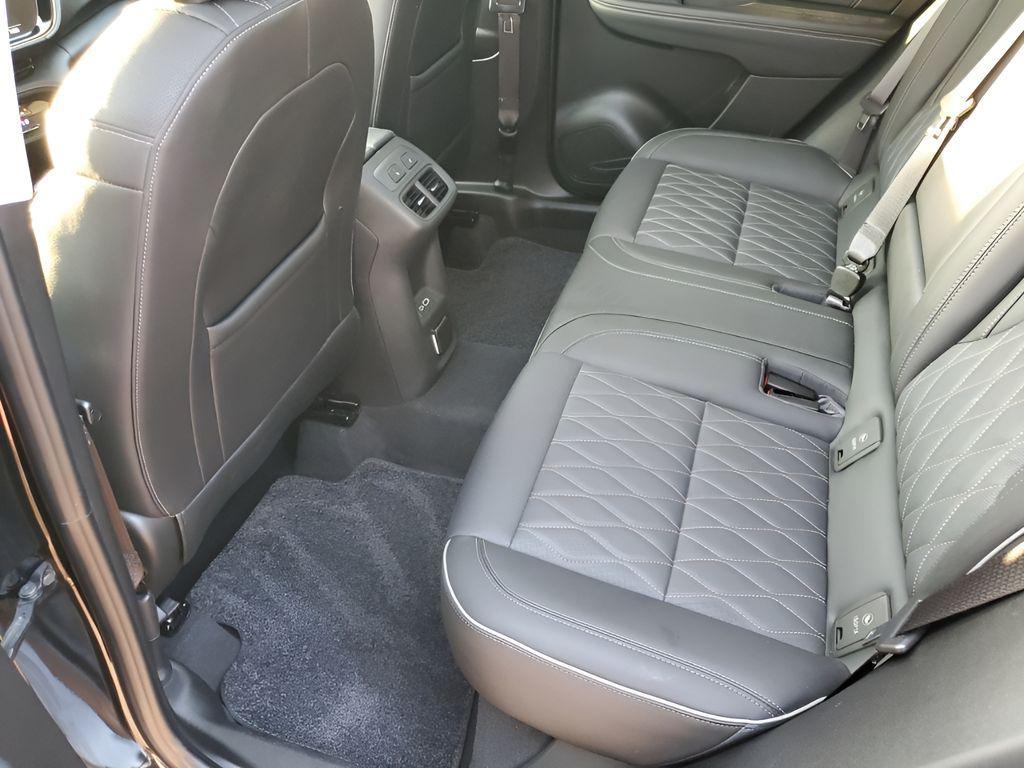 used 2023 Buick Envision car, priced at $31,100