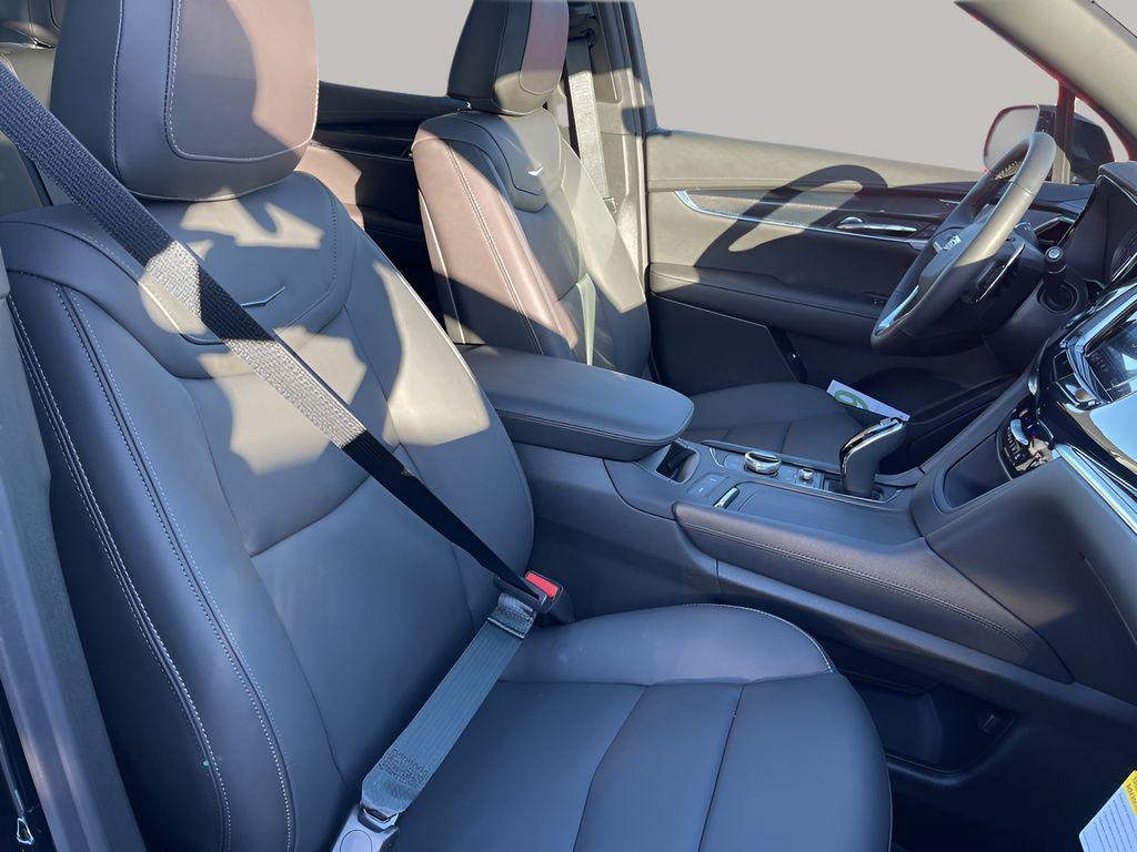 new 2025 Cadillac XT6 car, priced at $57,764