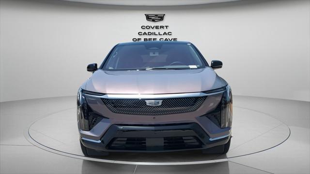 new 2025 Cadillac OPTIQ car, priced at $59,914