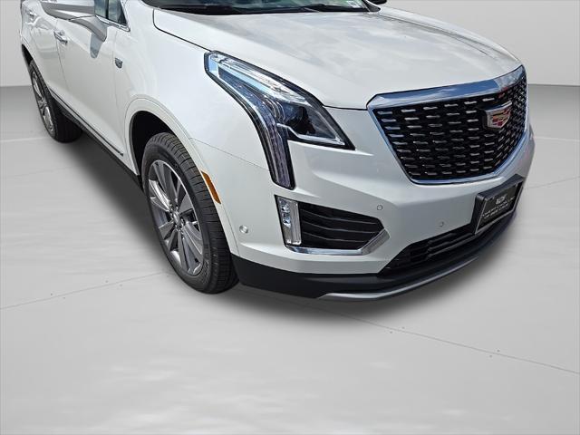 new 2025 Cadillac XT5 car, priced at $56,490