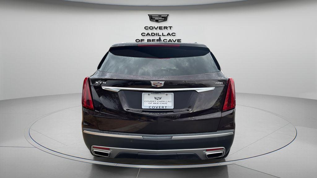 used 2021 Cadillac XT5 car, priced at $28,201