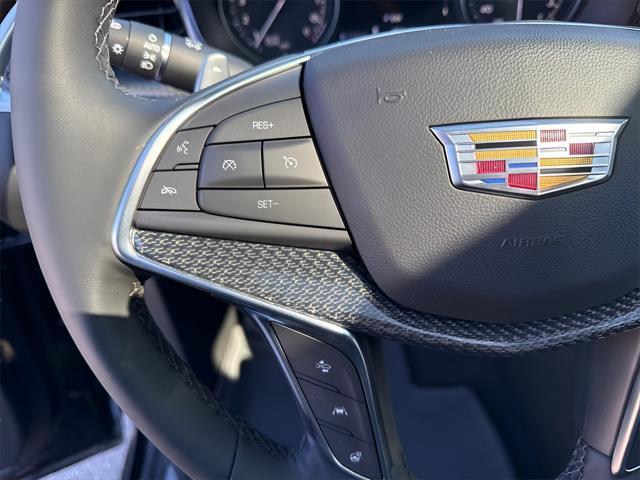 new 2025 Cadillac XT5 car, priced at $63,090