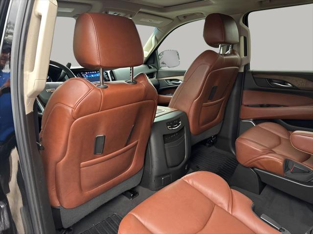 used 2019 Cadillac Escalade ESV car, priced at $37,987
