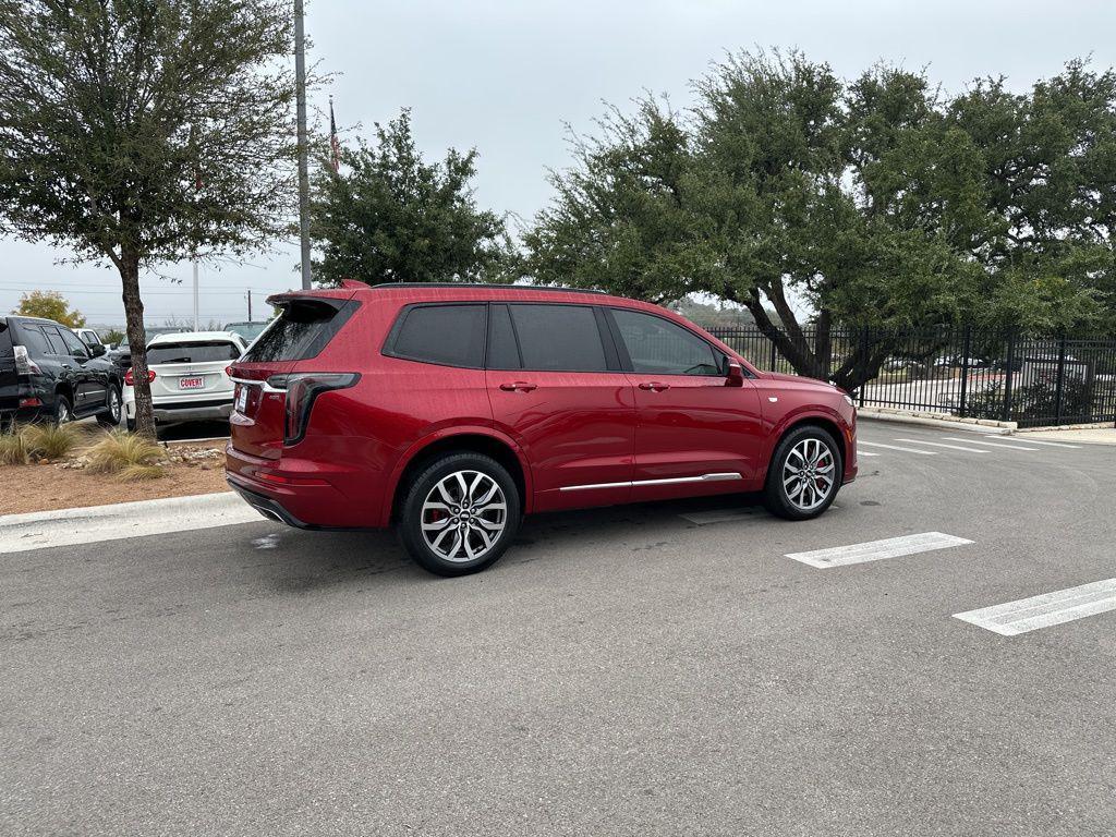 used 2023 Cadillac XT6 car, priced at $43,799